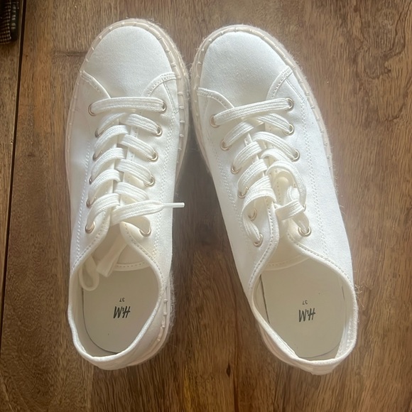 White H&M sneakers - Picture 1 of 2